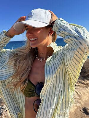 Alica Schmidt leaked photo #374