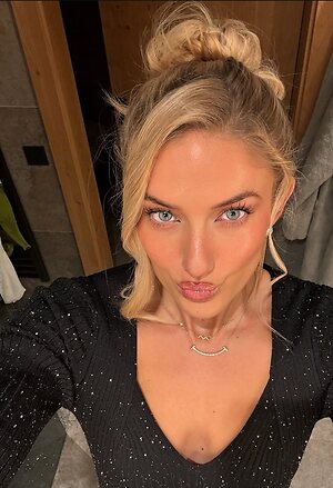 Alica Schmidt leaked photo #480