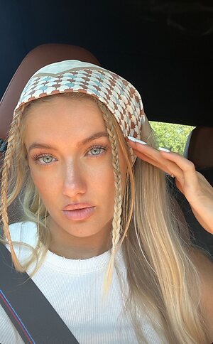 Alica Schmidt leaked photo #526