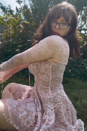 Alice Cottonsox Nude Leaked Photo #17