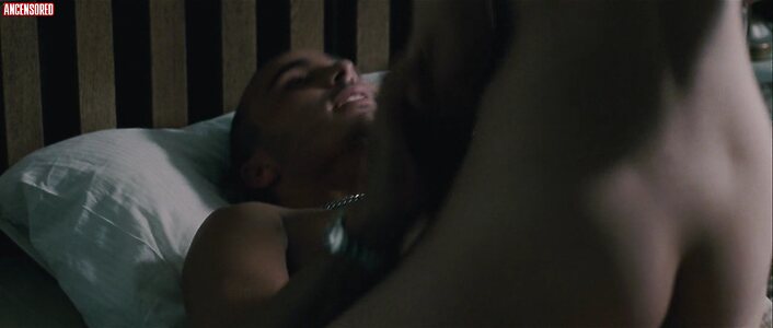 Alice Dwyer leaked photo #22