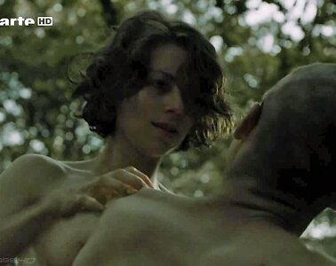 Alice Dwyer leaked photo #28