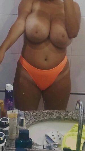 Alice M leaked photo #14