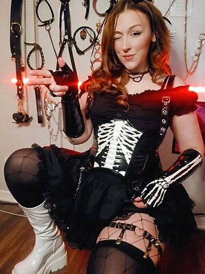 Alice Winter leaked photo #4