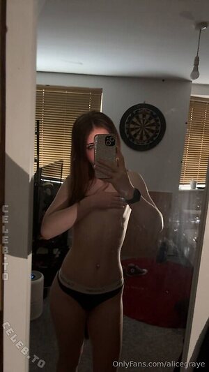 alicegraye leaked photo #11
