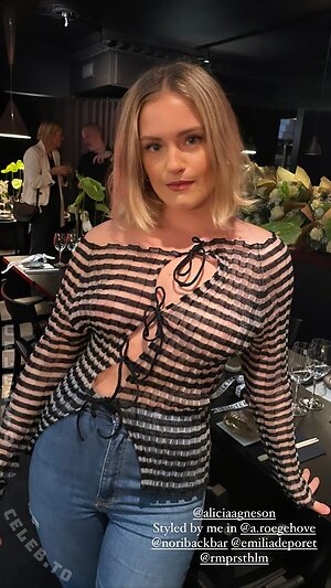 Alicia Agneson Nude Leaked Photo #4