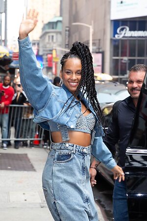 Alicia Keys leaked photo #37