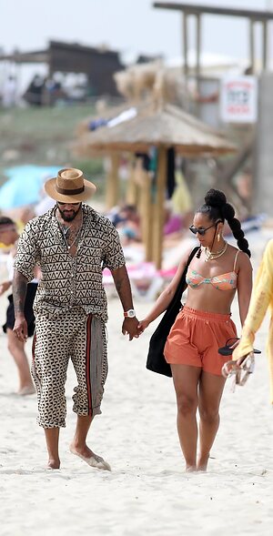 Alicia Keys leaked photo #53