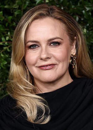 Alicia Silverstone leaked photo #16