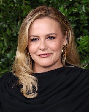 Alicia Silverstone leaked photo #17