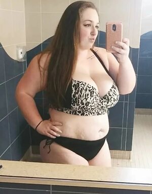 Alicia Nude Leaked Photo #9