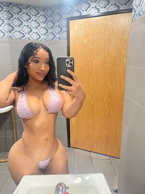 aliiyarose leaked photo #3