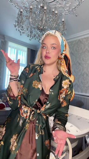 Alina Grosu leaked photo #41