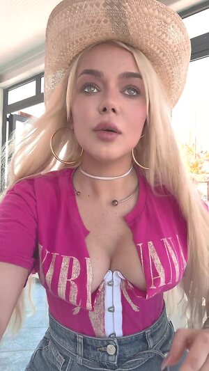 Alina Grosu leaked photo #53