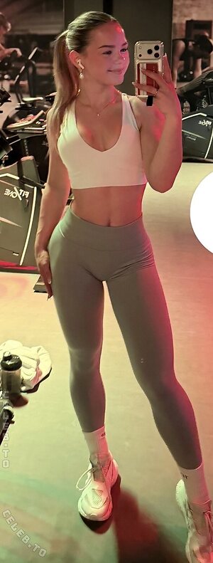 Alina Hepp Nude Leaked Photo #7