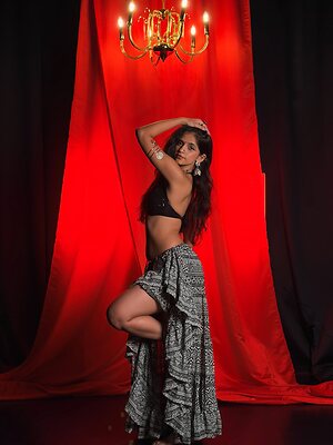 Alina Khan leaked photo #11