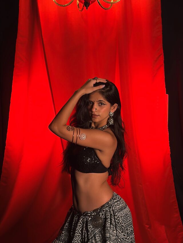 Alina Khan leaked photos