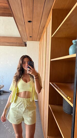 Alina Marzi leaked photo #9