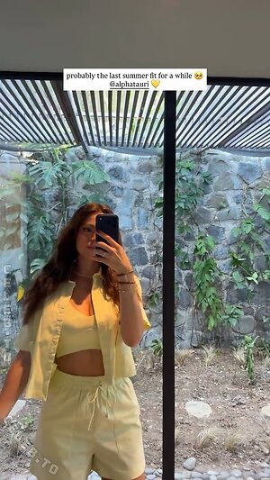 Alina Marzi leaked photo #14