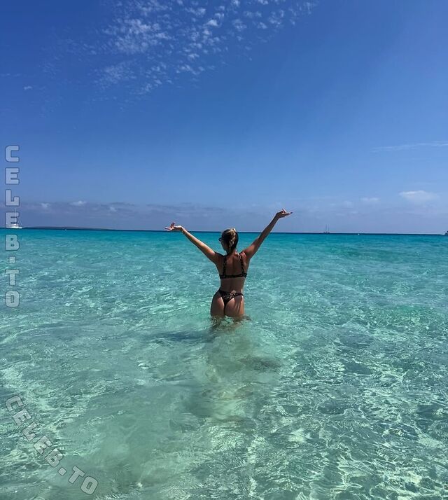 Alina Merkau leaked photos