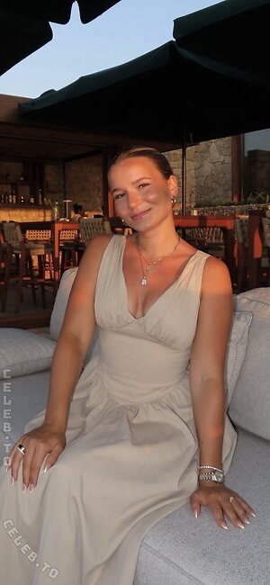 Alina Wachinger photo