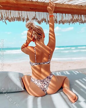 Alinamour Nude Leaked Photo #6