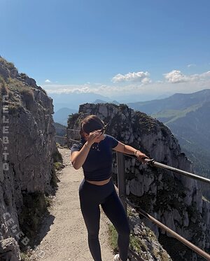 Alinamour photo