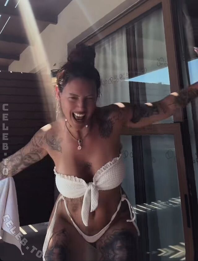 Aline Jost Diraimondo leaked photos