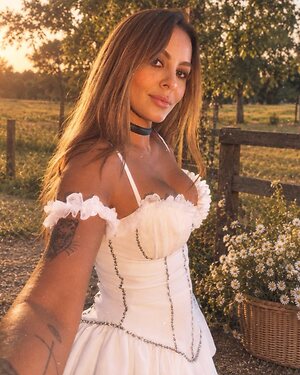 Alinne Rosa leaked photo #17