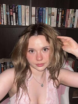 Alinnn.na.a leaked photo #6