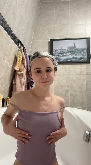 Ali's exclusive content leaked photo #2