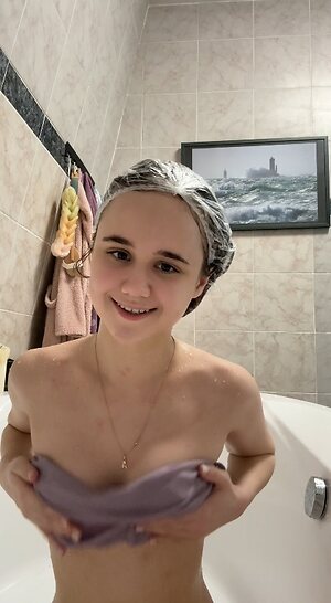 Ali's exclusive content leaked photo #4
