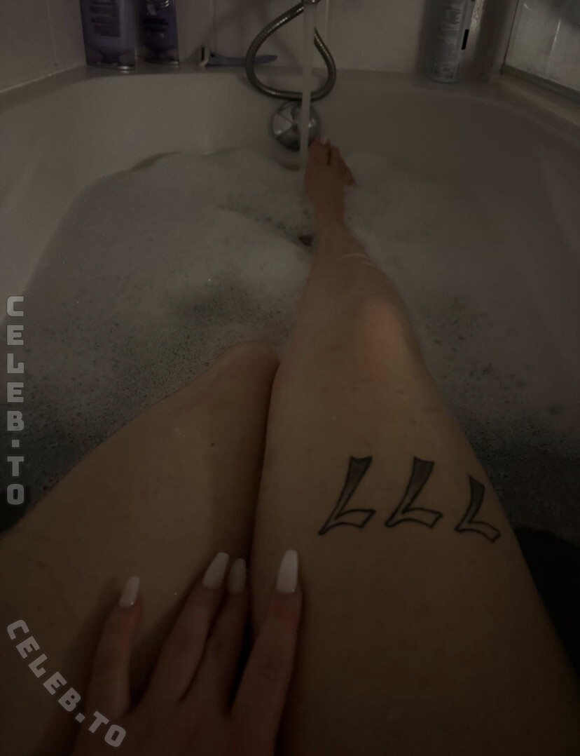 Alischa.mlr / jade.mlr photo