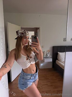 Alischa.mlr / jade.mlr