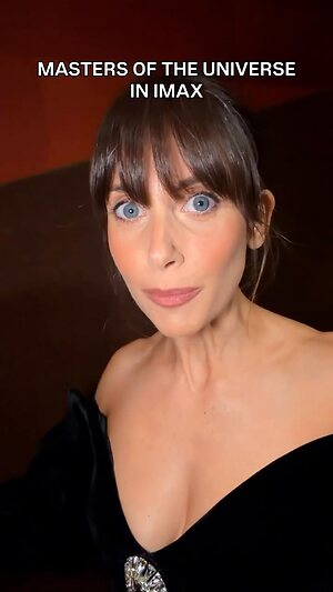 Alison Brie Hot leaked photo #43