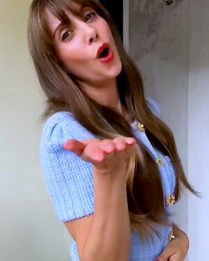 Alison Brie Hot leaked photo #73
