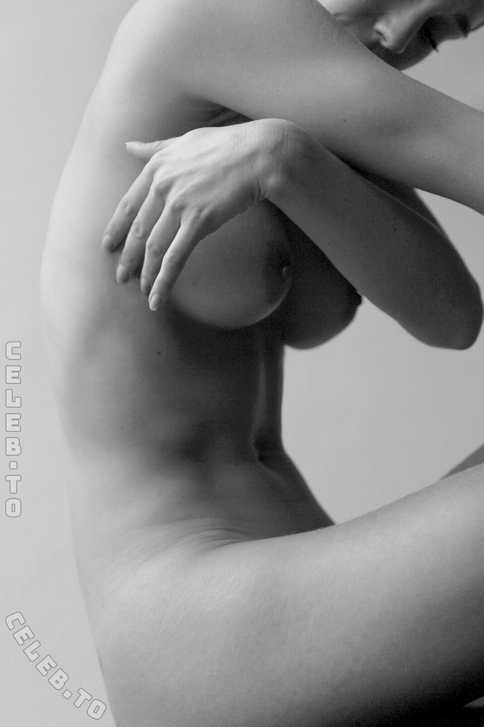 Alison Cossenet Nude Leaked Photos