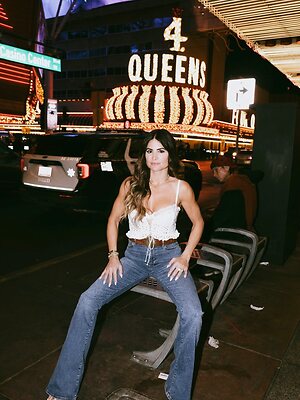Alison Victoria leaked photo #23
