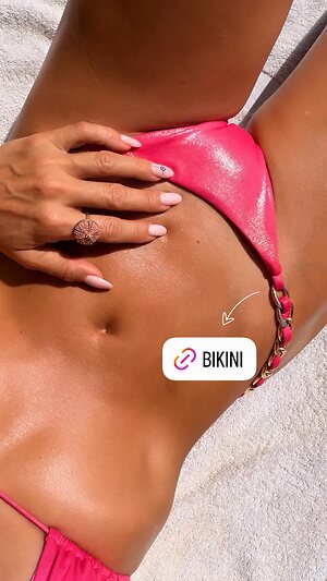 Alison Victoria leaked photo #36