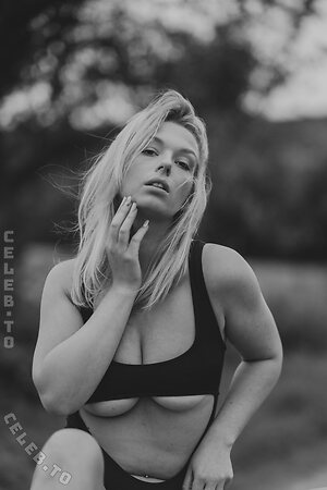 Alissia.e39 Nude Leaked Photo #69
