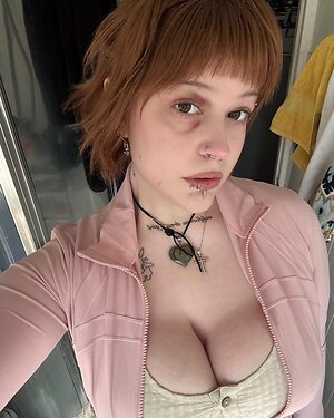 alivegirlnare leaked photo #6