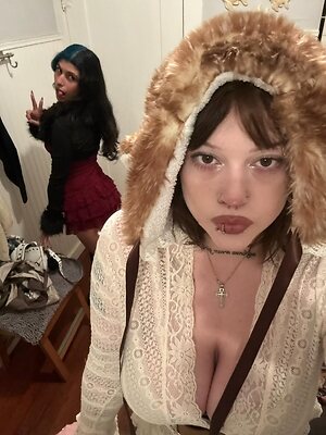 alivegirlnare Nude Leaked Photo #20