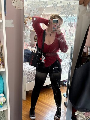 alivegirlnare Nude Leaked Photo #50
