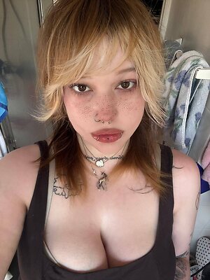alivegirlnare Nude Leaked Photo #51