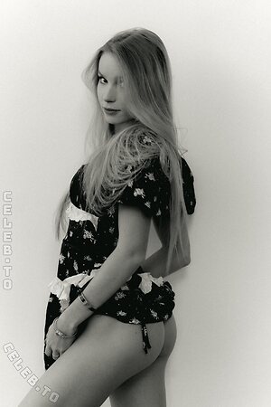 Alix Morillo Nude Leaked Photo #21