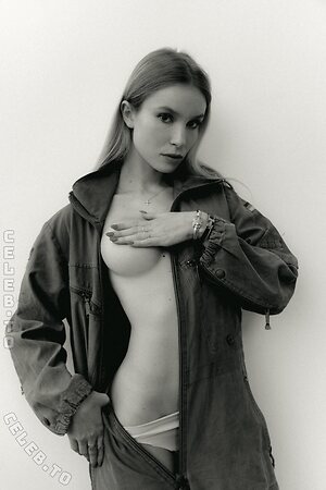 Alix Morillo Nude Leaked Photo #29