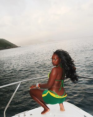 Aliyah's Interlude Nude Leaked Photo #9