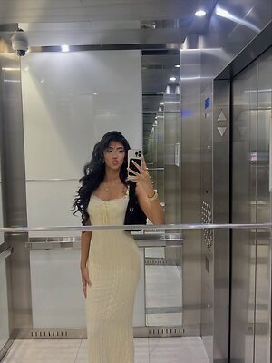 Aliza Shan leaked photo #9