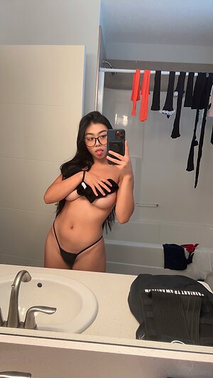 AlleCakes leaked photo #88