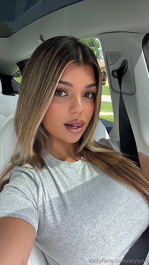 Allegra Lynn leaked photo #6